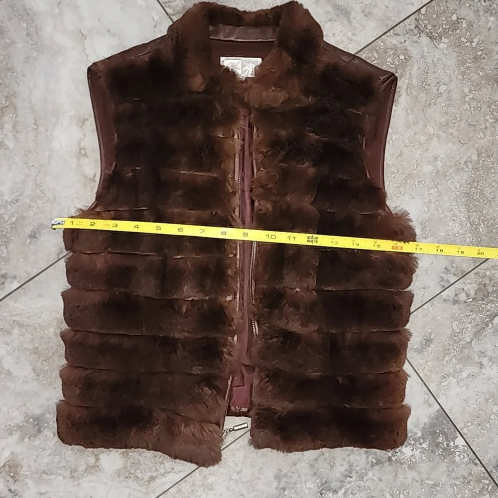 ALBERTO MAKALI EUC REAL LEATHER N REAL FUR ZIP FRONT LINED VEST SIZE 6 - Picture 7 of 7